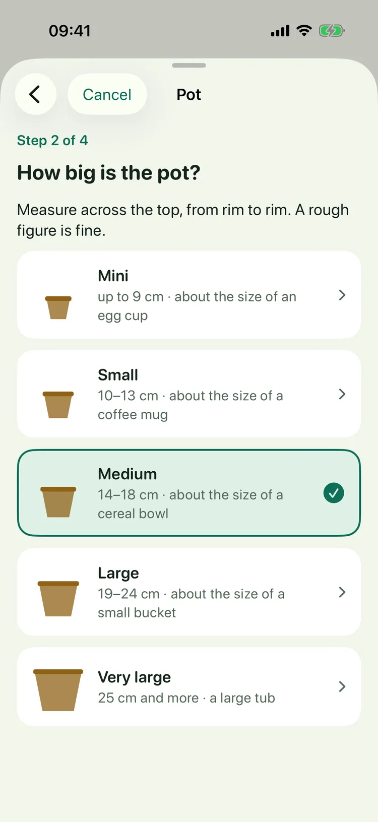 Gießtag on iPhone: Pot size choice from Mini to Very large with comparisons like a coffee cup or cereal bowl