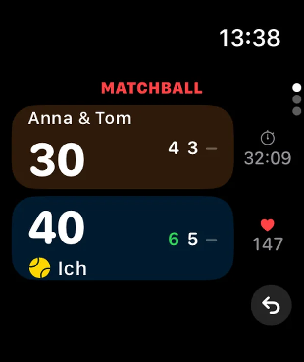 PadelScore auf der Apple Watch: laufendes Match mit Punktestand 30 zu 40, Satzständen, Spielzeit und Puls, oben die Anzeige MATCHBALL